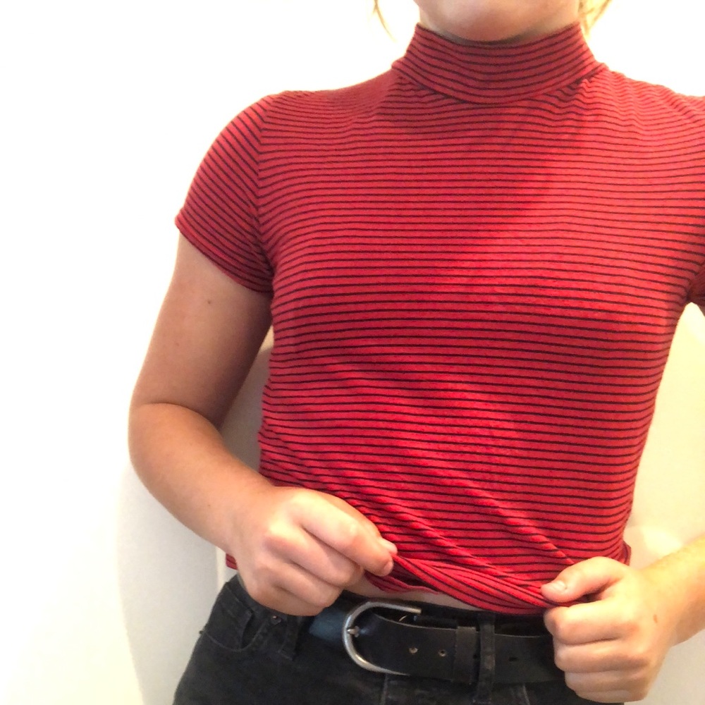 turtleneck tee